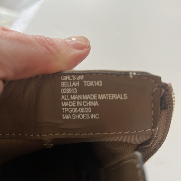 Girls MIA Bellah Brown Booties - Picture 6 of 6